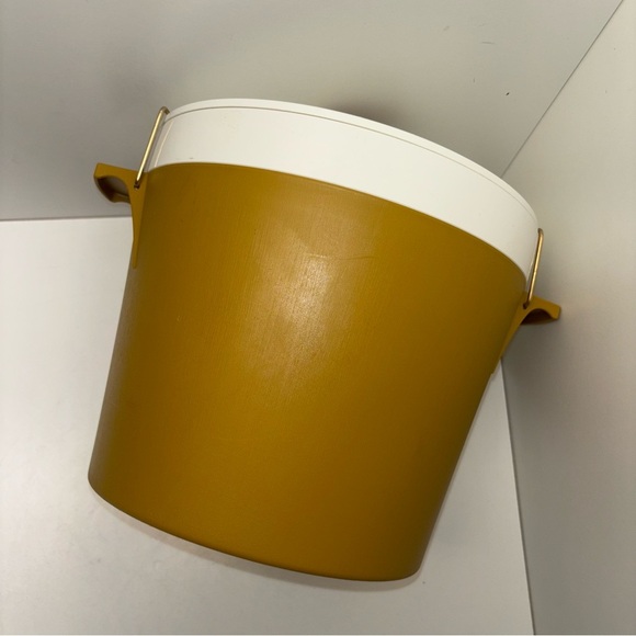 David Douglas vintage Therm Ware insulated ice bucket in harvest gold - Picture 2 of 8